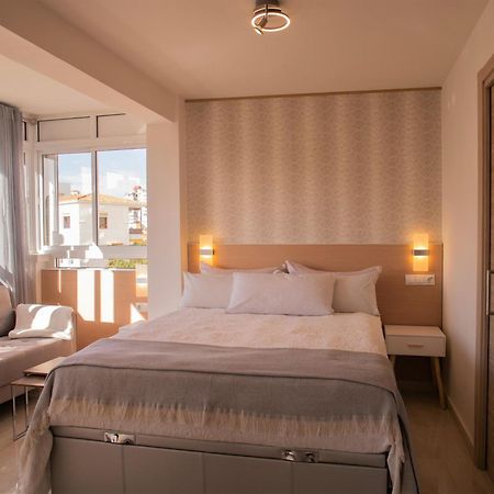 Salome Neo Suites توريمولينوس المظهر الخارجي الصورة